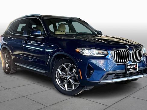 Used 2022 BMW X3 sDrive30i w/ Premium Package image 2