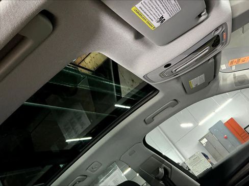 Certified 2025 Audi Q5 2.0T Premium Plus w/ Premium Plus Package image 24