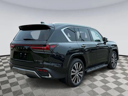 Used 2025 Lexus LX 700h Luxury AWD/4WD image 2
