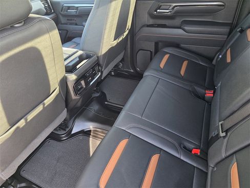 Used 2025 GMC Sierra 1500 AT4 image 20