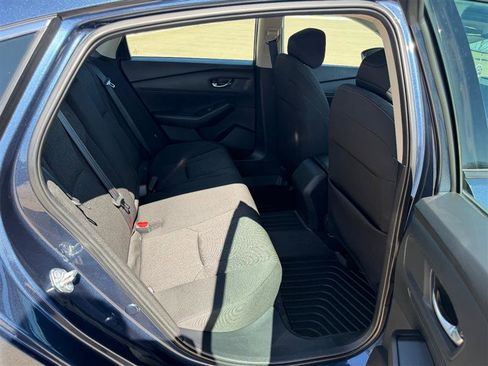 Used 2023 Honda Accord EX image 37