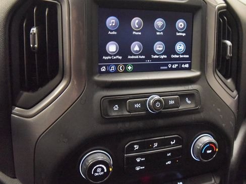 Used 2024 Chevrolet Silverado 2500 Custom w/ Custom Convenience Package image 7