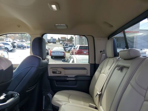 Used 2019 RAM 2500 Limited image 10