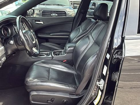 Used 2022 Dodge Charger SXT w/ Leather Interior Group RWD image 22