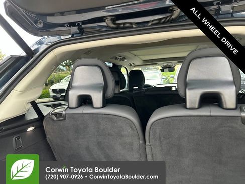 Used 2025 Volvo XC90 B6 Plus AWD/4WD image 19