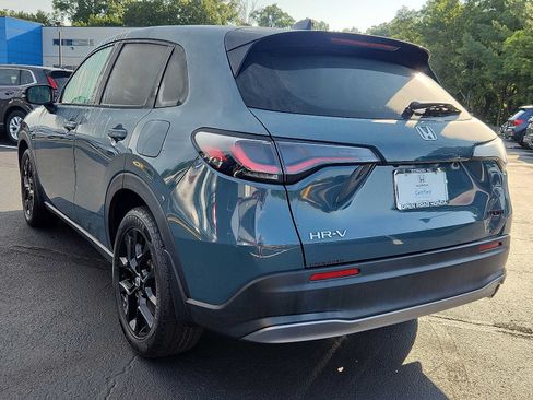 Certified 2025 Honda HR-V Sport image 4
