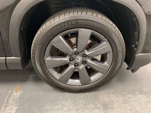 Used 2023 Honda Pilot Sport image 31