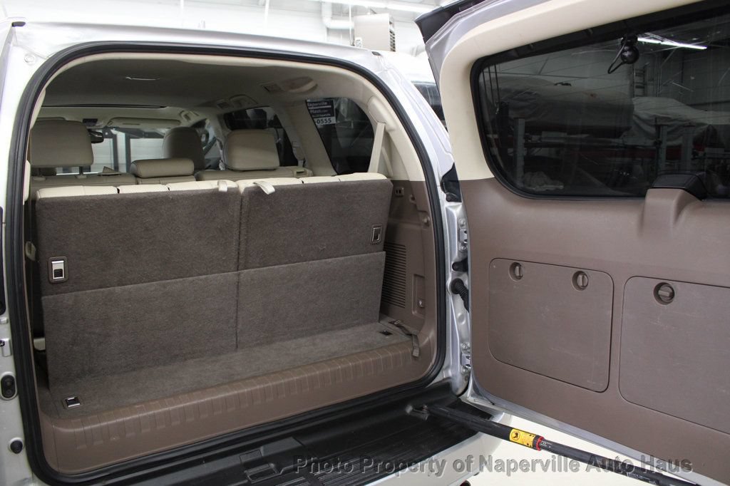 Used 2015 Lexus GX 460 Luxury w/ Preferred Accessory Package AWD/4WD image 31
