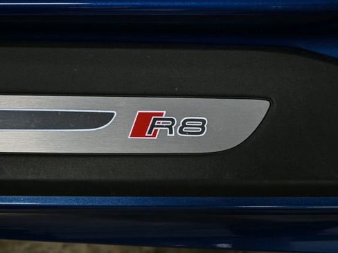 Used 2014 Audi R8 V10 image 22