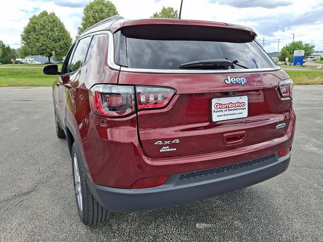 Certified 2022 Jeep Compass Latitude w/ Convenience Group AWD/4WD image 8