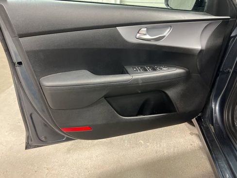 Used 2023 Kia Forte LXS image 20