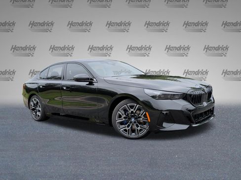 New 2027 BMW i5 M60 w/ M Sport Package AWD/4WD image 2