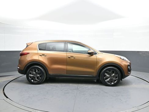 Used 2020 Kia Sportage S image 5