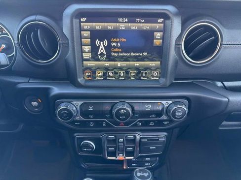 Used 2021 Jeep Wrangler Unlimited Sahara image 26