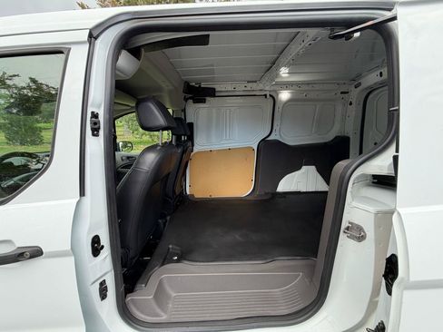 Used 2022 Ford Transit Connect XL FWD image 13