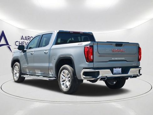 Used 2022 GMC Sierra 1500 SLT w/ SLT Premium Package AWD/4WD image 7