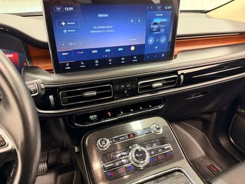 Used 2023 Lincoln Nautilus Reserve w/ Equipment Group 201A image 14