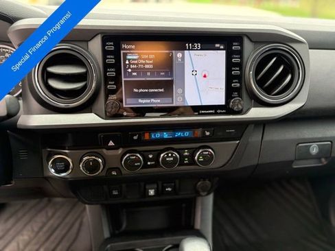 Used 2020 Toyota Tacoma SR5 AWD/4WD image 20