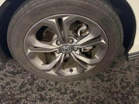 Used 2024 Honda Accord EX image 10