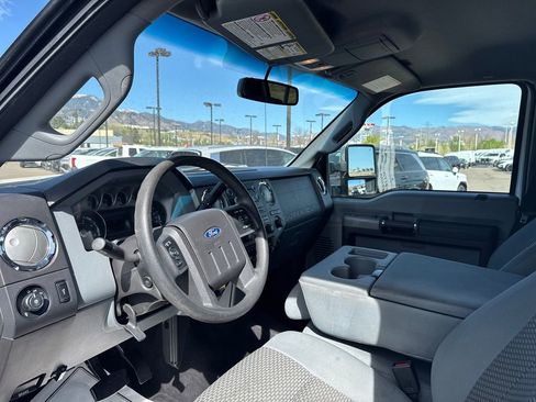 Used 2011 Ford F250 XLT w/ XLT Premium Pkg AWD/4WD image 26