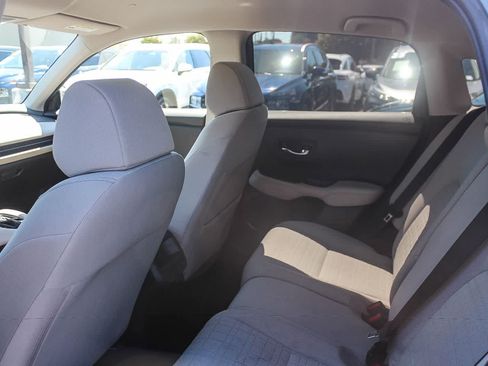 Used 2024 Honda HR-V LX image 23