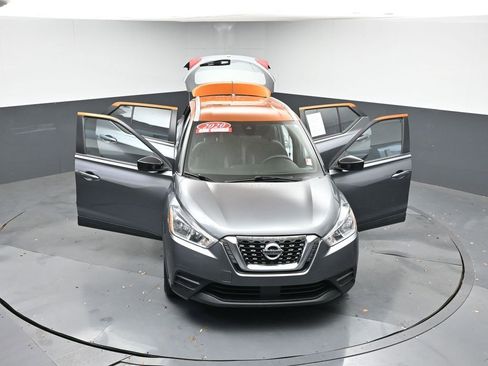 Used 2020 Nissan Kicks SV image 44