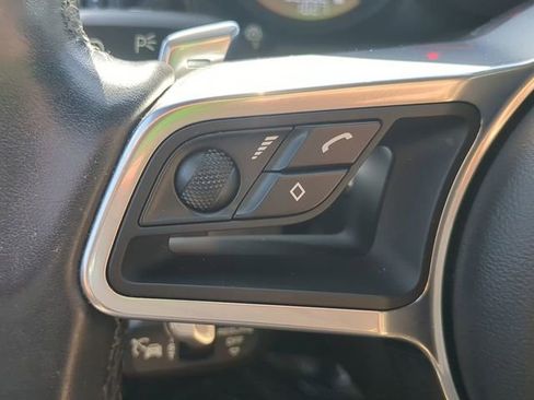 Used 2019 Porsche Macan AWD/4WD image 25