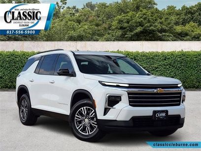 Used 2025 Chevrolet Traverse LT w/ Driver Confidence Package