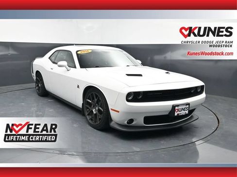 Used 2016 Dodge Challenger R/T Scat Pack w/ Leather Interior Group RWD image 1