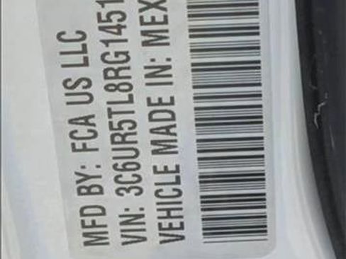 Used 2024 RAM 2500 Limited image 23