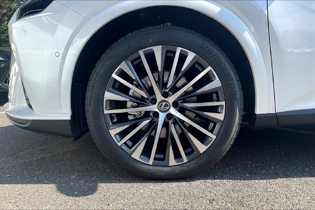 New 2026 Lexus RX 350 w/ Convenience Package AWD/4WD image 12