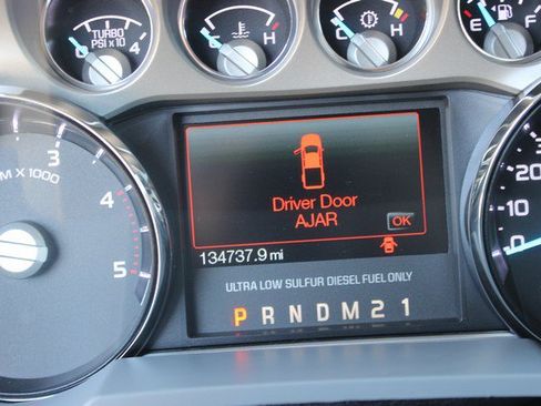 Used 2016 Ford F250 XLT w/ XLT Value Package AWD/4WD image 11