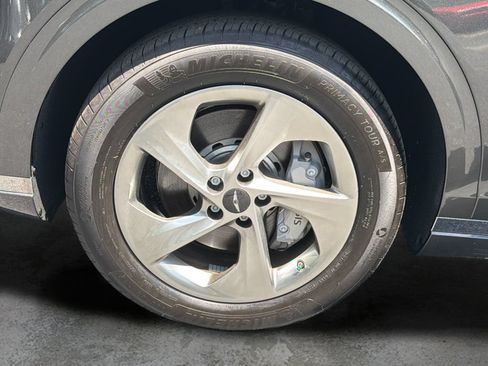 Used 2026 Genesis GV70 2.5T AWD/4WD image 46