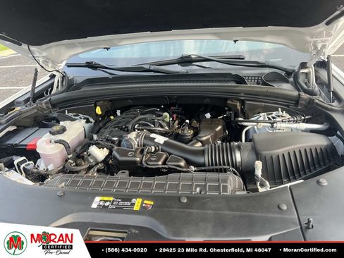 Used 2024 Jeep Grand Cherokee Altitude AWD/4WD image 10