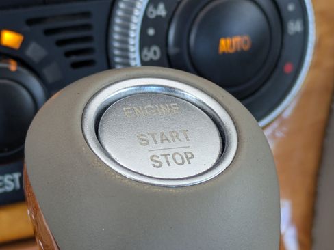 Used 2004 Mercedes-Benz SL 500 image 29