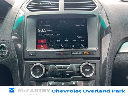 Used 2017 Ford Explorer XLT w/ Equipment Group 202A FWD image 14