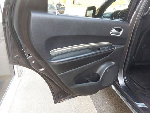 Used 2019 Dodge Durango SXT w/ 3rd Row Seating Group image 24