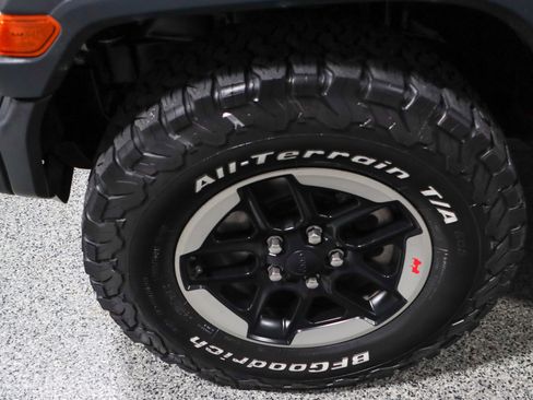 Used 2018 Jeep Wrangler Unlimited Sport S image 11