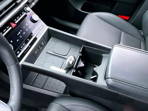 Used 2024 Hyundai Santa Fe SEL image 14