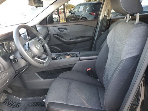 Used 2021 Nissan Rogue S image 19