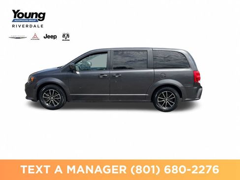 Used 2019 Dodge Grand Caravan GT FWD image 2
