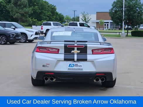 Used 2018 Chevrolet Camaro SS RWD image 7