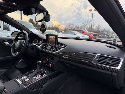 Used 2017 Audi RS 7 Prestige image 31