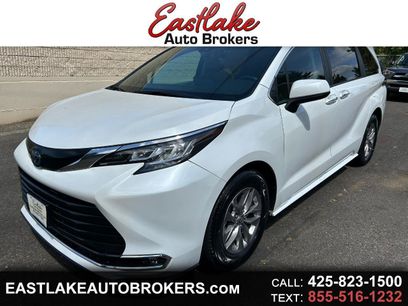 Used 2022 Toyota Sienna XLE w/ XLE Plus Package