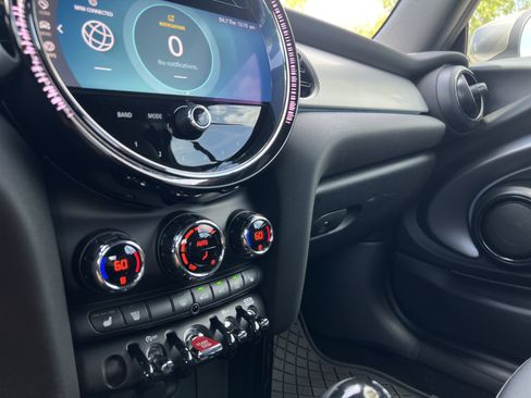 Used 2023 MINI Cooper S FWD image 28