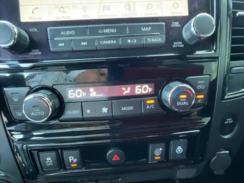 Used 2021 Nissan Titan PRO-4X w/ Pro-4x Convenience Package AWD/4WD image 26