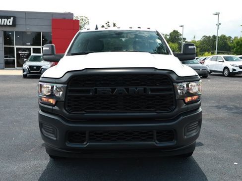 Used 2024 RAM 2500 Tradesman AWD/4WD image 2