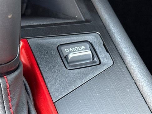 New 2026 Nissan Kicks SR image 28