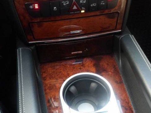 Used 2012 Mercedes-Benz GL 320 BlueTEC 4MATIC w/ Premium 1 Pkg image 12