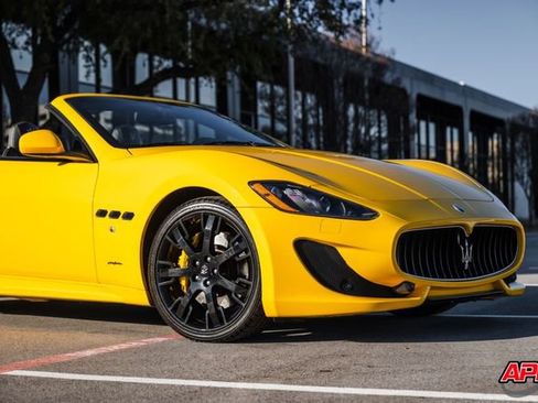 Used 2014 Maserati GranTurismo Sport image 37